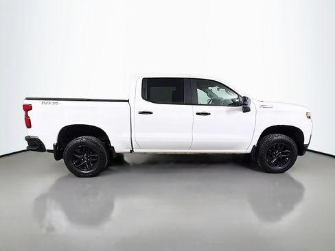 Used 2020 Chevrolet Silverado 1500 LT Trail Boss AWD/4WD image 5