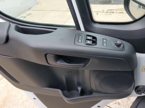 Used 2025 RAM ProMaster 2500 w/ Safety Group image 7