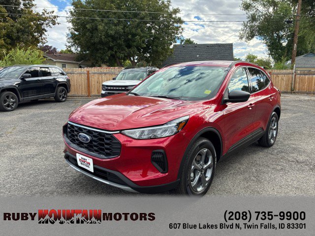 Used 2026 Ford Escape ST-Line AWD/4WD image 3