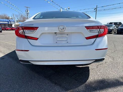 Used 2019 Honda Accord EX image 6