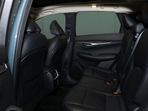 Used 2024 INFINITI QX50 Luxe image 11