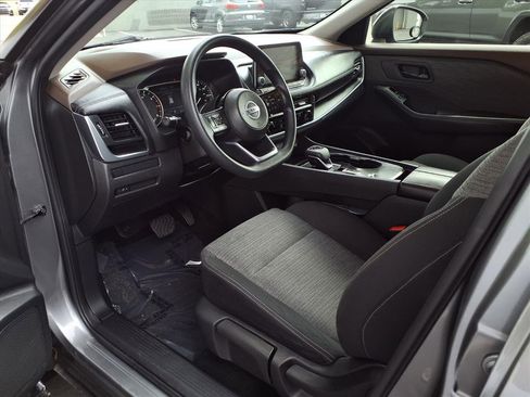 Used 2021 Nissan Rogue S image 15