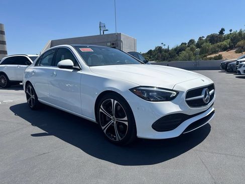 Used 2023 Mercedes-Benz C 300 Sedan image 3