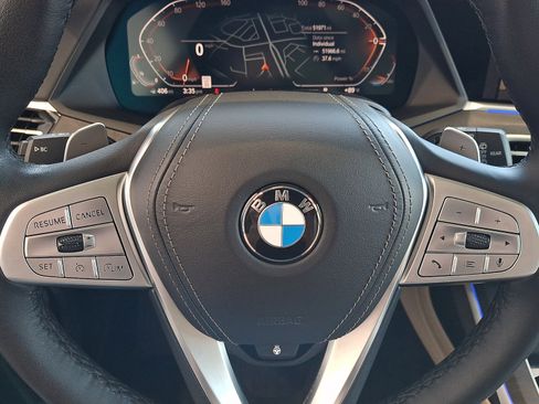 Used 2022 BMW X7 xDrive40i w/ Executive Package image 23