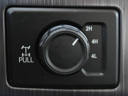 Certified 2021 Ford F250 Limited AWD/4WD image 32