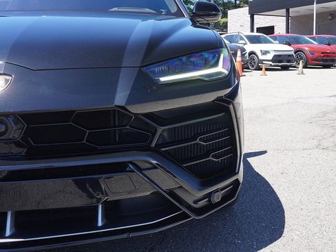 Used 2020 Lamborghini Urus AWD/4WD image 18