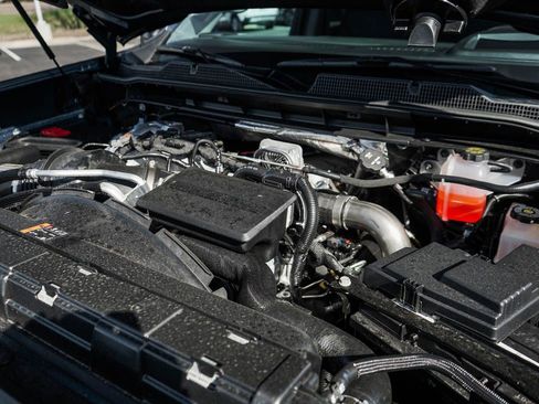 New 2026 Chevrolet Silverado 3500 LTZ w/ LTZ Premium Package AWD/4WD image 7