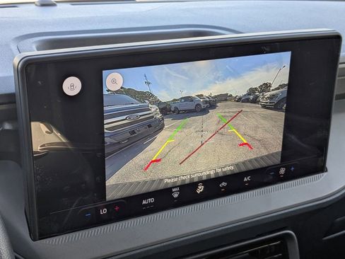 New 2025 Ford Maverick XL image 21