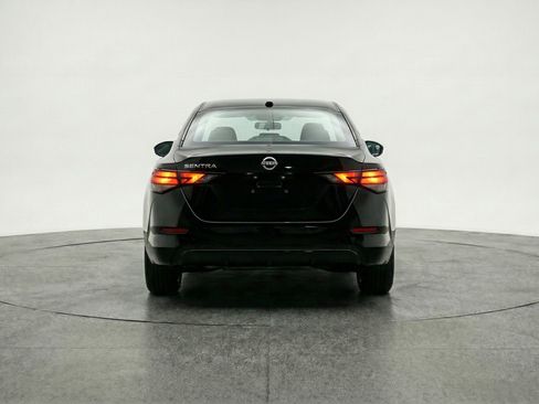 Used 2025 Nissan Sentra SV image 7