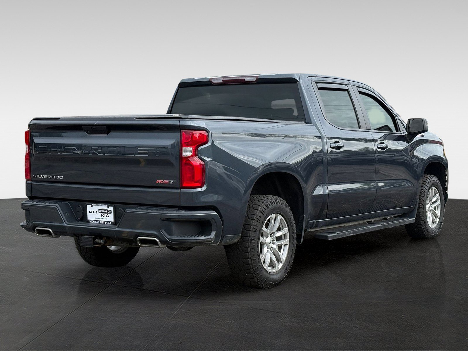 Used 2021 Chevrolet Silverado 1500 RST AWD/4WD image 5