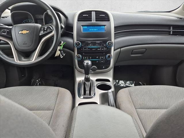 Used 2014 Chevrolet Malibu LS FWD image 18