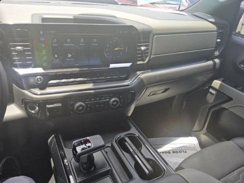 Used 2026 Chevrolet Silverado 1500 ZR2 AWD/4WD image 6