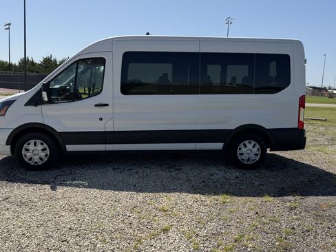 Certified 2023 Ford Transit 350 XLT RWD image 11