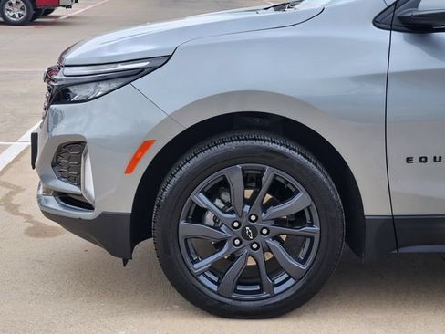 Used 2024 Chevrolet Equinox RS FWD image 15