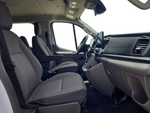 Used 2023 Ford Transit 350 XLT RWD image 21