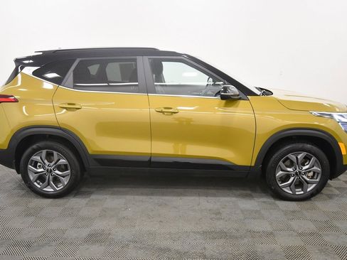 Certified 2024 Kia Seltos S image 9