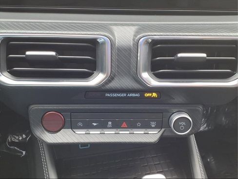 Used 2024 Ford Mustang Premium image 22