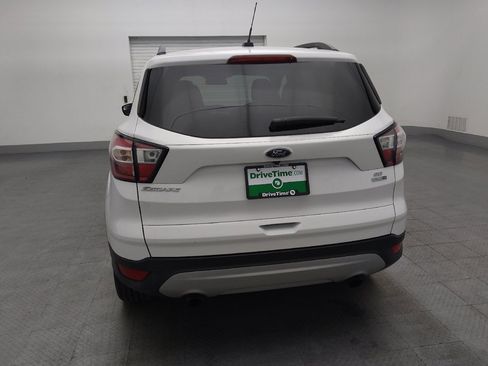 Used 2018 Ford Escape SE image 6