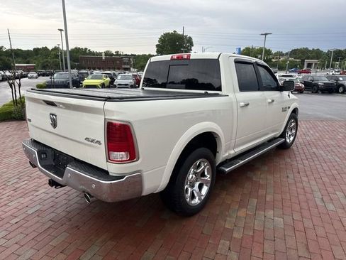 Used 2018 RAM 1500 Laramie w/ Convenience Group AWD/4WD image 14