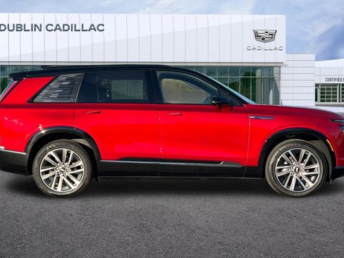 Used 2026 Cadillac Vistiq Sport w/ LPO, Floor Liner Package image 3