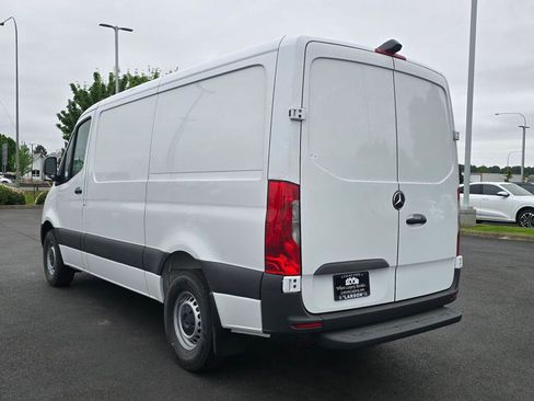 New 2026 Mercedes-Benz Sprinter 2500 image 4