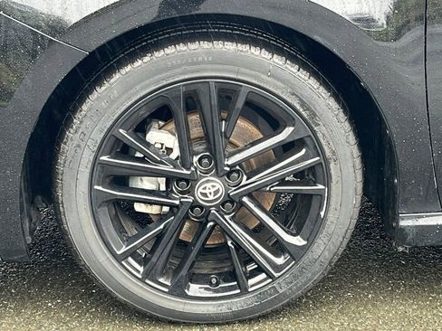 Used 2025 Toyota Camry SE FWD image 12