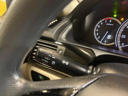 Used 2016 Honda Accord LX image 18