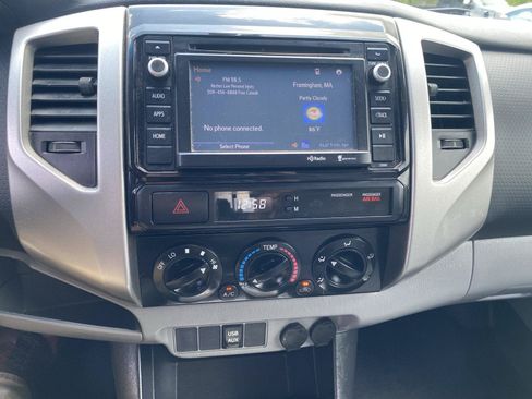 Used 2014 Toyota Tacoma 2WD Double Cab w/ SR5 Package image 22
