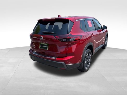 Used 2025 Nissan Rogue SV FWD image 6