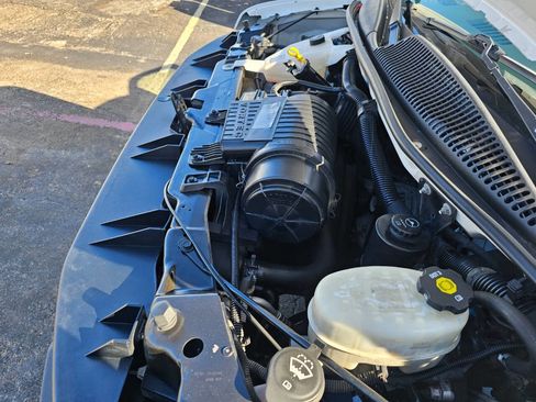 Used 2015 Chevrolet Express 2500 Extended image 38