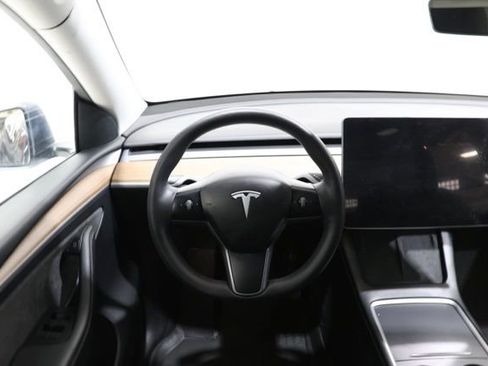 Used 2023 Tesla Model Y Long Range image 12