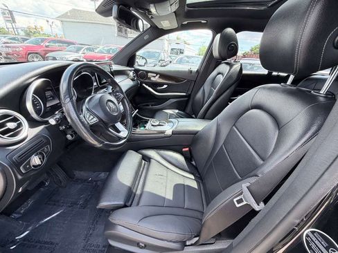 Used 2017 Mercedes-Benz GLC 300 4MATIC image 20