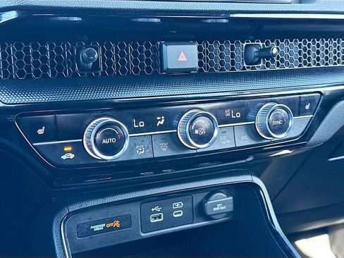 Used 2023 Honda CR-V Sport Touring image 16