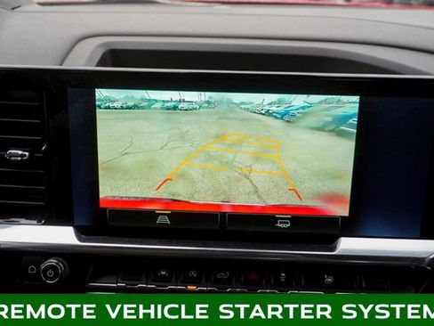 Used 2025 Chevrolet Silverado 1500 LT image 13