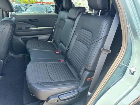 New 2026 Nissan Pathfinder Rock Creek AWD/4WD image 16