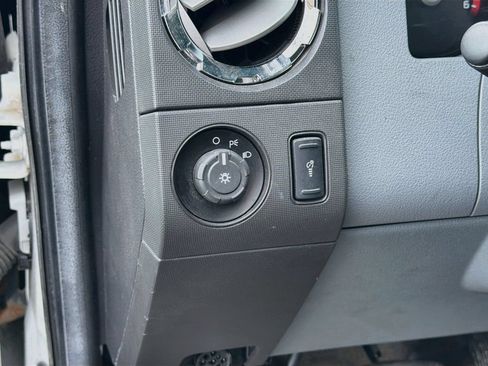 Used 2015 Ford F650 2WD Regular Cab Super Duty image 10