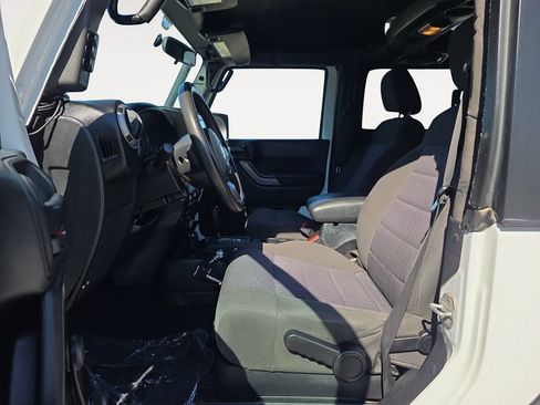 Used 2012 Jeep Wrangler Sport AWD/4WD image 13