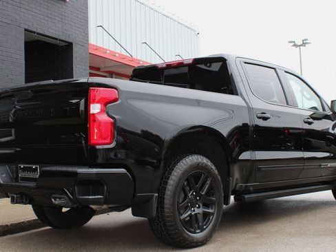 Used 2025 Chevrolet Silverado 1500 High Country w/ Midnight Edition AWD/4WD image 4