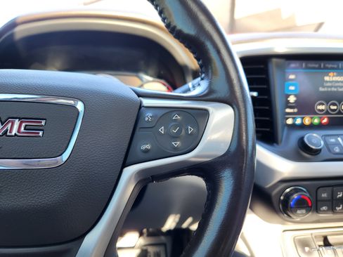 Used 2021 GMC Acadia SLT w/ Technology Package image 24