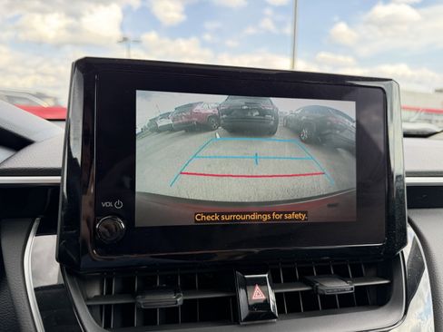 Used 2023 Toyota Corolla Cross LE w/ Moonroof Package image 19