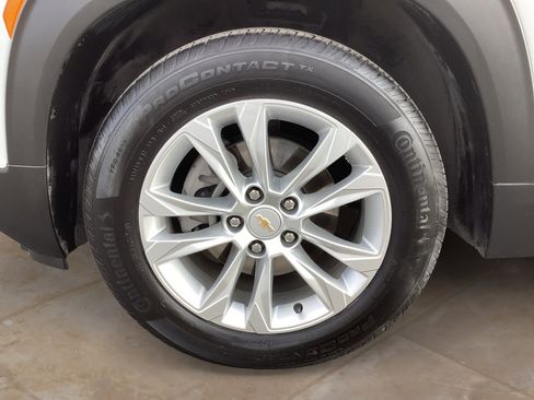 Used 2023 Chevrolet TrailBlazer LS image 29