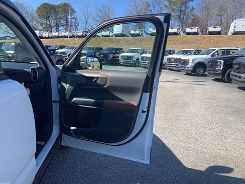 New 2026 Ford Bronco Sport Outer Banks w/ Outer Banks Tech Package+ AWD/4WD image 15