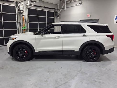 Used 2024 Ford Explorer ST w/ Equipment Group 401A AWD/4WD image 4
