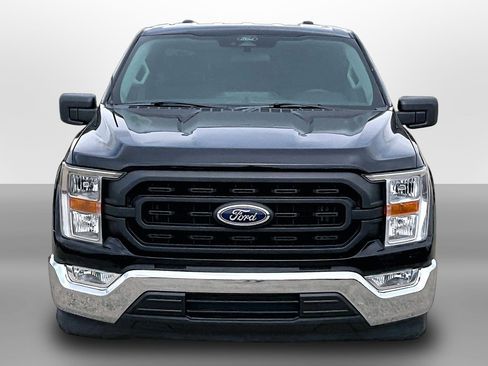 Used 2022 Ford F150 XL w/ Equipment Group 101A High RWD image 3