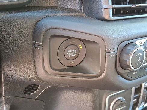 Certified 2025 Jeep Wrangler Unlimited Sahara AWD/4WD image 22