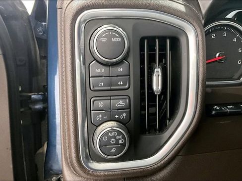 Used 2021 Chevrolet Silverado 1500 LTZ w/ Technology Package image 39