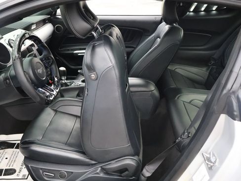 Used 2015 Ford Mustang GT Premium RWD image 9