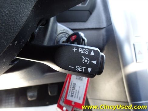 Used 2009 Scion tC FWD image 22