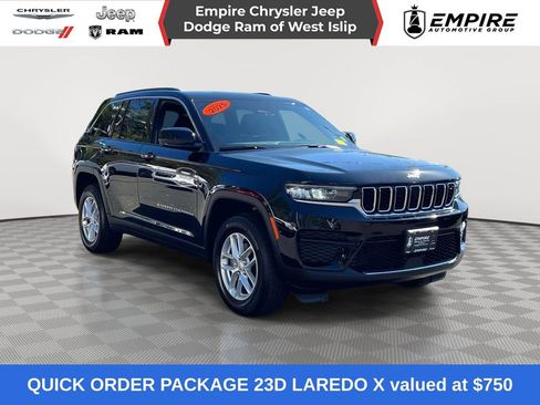 Used 2025 Jeep Grand Cherokee Laredo X image 1