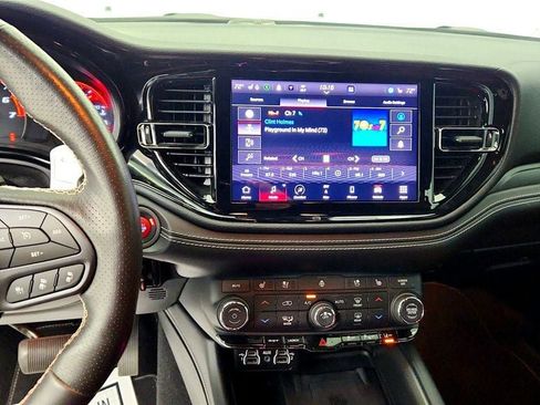 Used 2024 Dodge Durango SRT AWD/4WD image 19